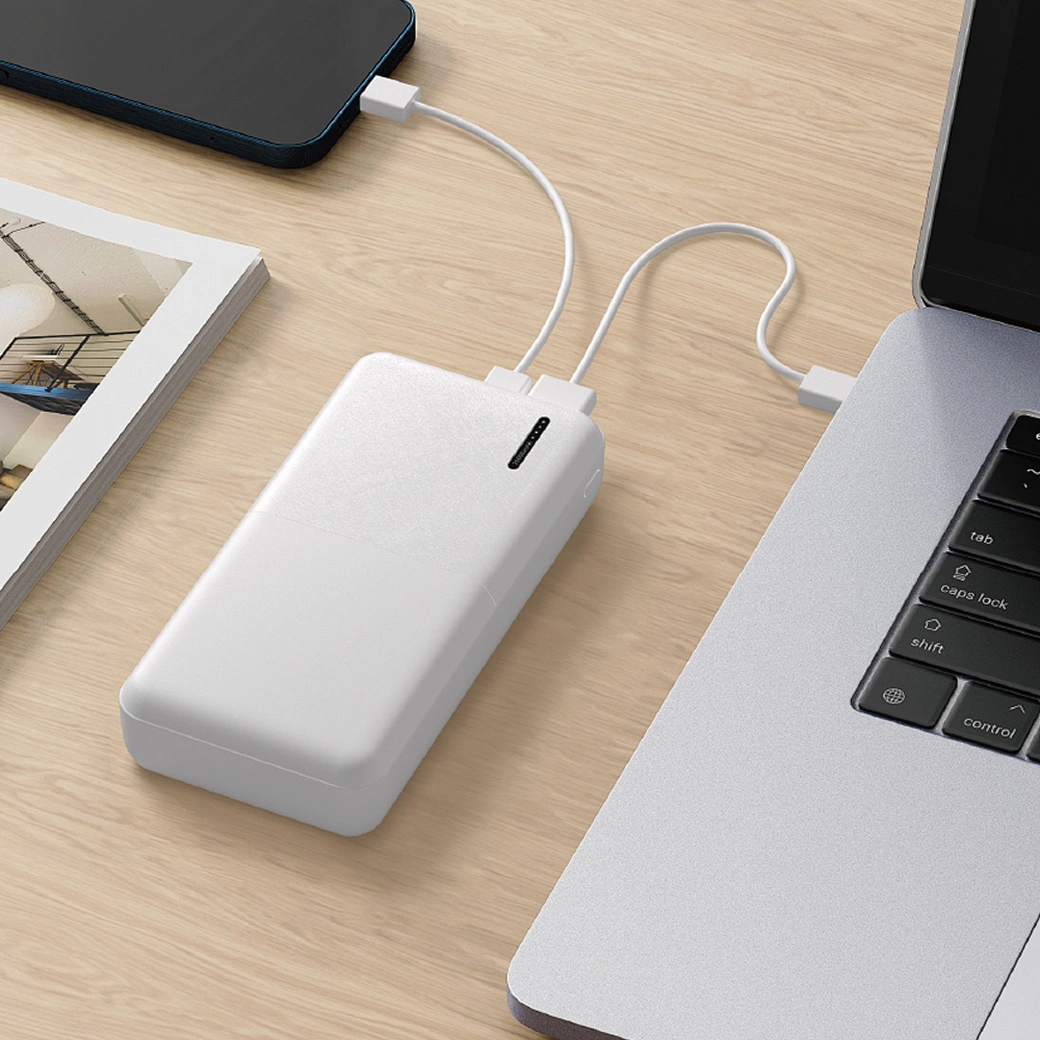 Fast-charging ports on the WiWU Wi-P068, among the best power banks in Sri Lanka