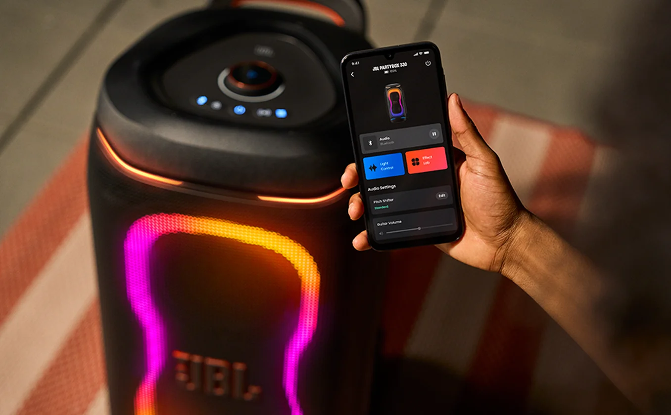 JBL PartyBox 330 with LED party lights